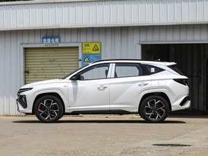 Hyundai <span class=keywords><strong>Tucson</strong></span> L Híbrido de Gasolina, Confiable, 2.0L 150HP L4, SUV Compacto Híbrido, <span class=keywords><strong>Tucson</strong></span> de 6 Velocidades, Autos Usados - Product Image 3