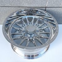 Maßgefertigte Geschmiedete Polierte 6061-T6 22x12 Felgen für Chevrolet Ford Dodge Ram2500 GMC