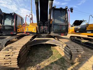 รถขุดตีนตะขาบ Volvo EC300D มือสอง ขนาด 30 ตัน เครื่องยนต์ D7E แท้ สภาพดี พร้อมสายเบรกเกอร์ สำหรับงานก่อสร้างและเหมืองแร่`Alibaba - Product Image 2