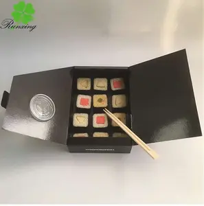 Boîte à sushi japonaise avec baguettes en bambou, emballage personnalisé