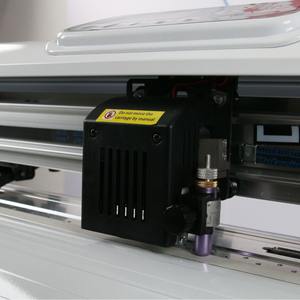 <span class=keywords><strong>Film</strong></span> réfléchissant auto-adhésif <span class=keywords><strong>de</strong></span> <span class=keywords><strong>patrouille</strong></span> <span class=keywords><strong>de</strong></span> bord automatique <span class=keywords><strong>de</strong></span> positionnement automatique, traceur <span class=keywords><strong>de</strong></span> découpe <span class=keywords><strong>de</strong></span> vinyle d'autocollant <span class=keywords><strong>de</strong></span> voiture - Product Image 4