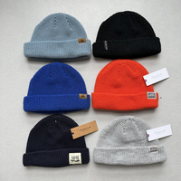 Producenten Groothandel Op Maat Unisex Gerecycleerde Acryl Gebreide Docker Muts Skull Cap Korte Vissersmuts Met Logo