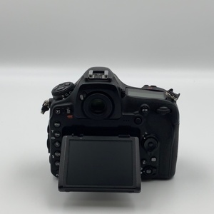 Cámara DSLR N Ikon <span class=keywords><strong>D850</strong></span> Usada con Batería y Cargador, Estado A+ con Batería y Cargador, Preferida por los Revendedores - Product Image 6