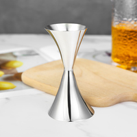 Jigger Incliné Hourglass 45ml 60ml Design Asymétrique en Acier Inoxydable 304 Tasse à Mesurer pour Bar Outil de Barman Logo Personnalisé OEM