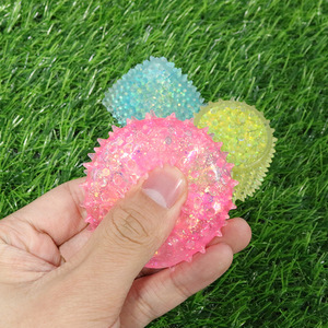 Pelota Antiestrés con Púas, Juguete Sensorial de Rebote Lento, Juguete para Ejercitar las Manos para Niños y Adultos - Product Image 3
