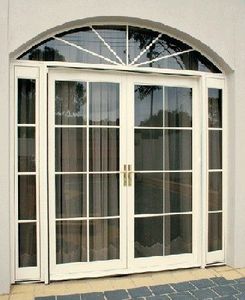 Fenêtres à battants en bois recouvert d'aluminium, à ouverture vers l'extérieur, à faible consommation d'énergie, avec isolation thermique et verre Low-E pour maison - Product Image 1