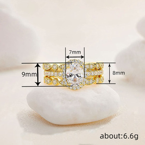 Set di Tre Anelli Ovali per Donne, Elegante Gioiello di Design per Matrimonio e Moda - Product Image 4