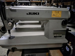 Machine à coudre industrielle JUKI 5550 à point noué, simple aiguille, plate, motorisée, haute vitesse, haute productivité pour chemises et costumes - Product Image 4