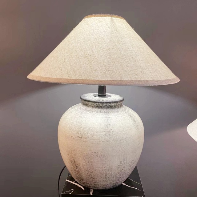 Luxurious New-style Chinese Handcrafted Ceramic Hotel Living Room Bedroom Bedside Led Table Lamp