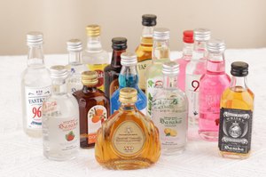 Ensemble <span class=keywords><strong>de</strong></span> Cocktails à la Saveur <span class=keywords><strong>de</strong></span> Fruits Saveur Originale <span class=keywords><strong>Fraise</strong></span> Citron Miel Pamplemousse Etc Sucré Légèrement Alcoolisé Bouteille - Product Image 4