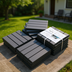 Piastrelle per decking WPC ad incastro grigio scuro 30x30 cm, confezione da 27, pavimentazione composita per esterni per tutte le stagioni con sistema di bloccaggio doppio, superficie liscia - Product Image 2