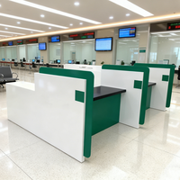 Comptoir de service public moderne et personnalisé en MDF, éco-responsable et durable, pour banque, hall financier et réception