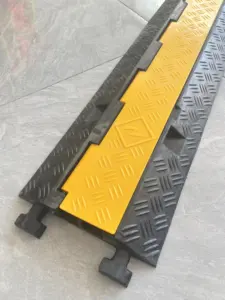 Hot Sale Driveway Wire Protector 2 Channel Car Rubber Cable Ramp For Sale