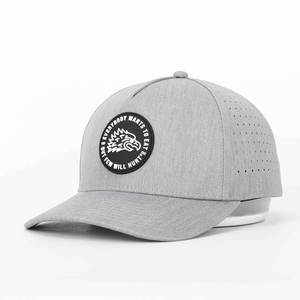 Gorra de Béisbol Personalizada para Hombre, 5 Paneles, Gris Jaspeado, con Orificios Cortados con Láser, Logotipo de PVC en Relieve, Impermeable - Product Image 1