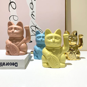 Custom Designer Art Speelgoed Beelden Kleurrijke Gelukkat Beeldjes Groothandel Hars Gieten Gelukkige Kat Sculpturen - Product Image 5