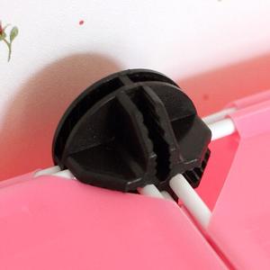 Simple Wardrobe Clips Plastic Black And White Hook Type For Storage Cabinet Buckles Clothing Organizer - Product Image 1
