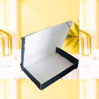 Boîtes d'emballage cadeau de luxe en carton ondulé recyclable avec logo en relief et doublure en éponge pour chaussures et vêtements - Personnalisable, faible MOQ, petite taille