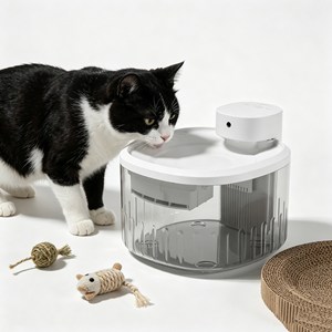 Dispensador de Agua Inteligente para Mascotas de Primera Calidad, Fuente para Mascotas Silenciosa y sin Olor - Product Image 1
