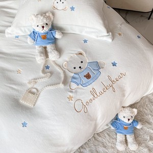 ชุดเครื่องนอนฤดูหนาวสุดหรู สีขาว ขนาดคิงไซส์ ลายการ์ตูนหมี ผ้าไมโครไฟเบอร์โพลีเอสเตอร์ 100% ให้ความอบอุ่น เป็นมิตรกับสิ่งแวดล้อม ขายส่ง - Product Image 3