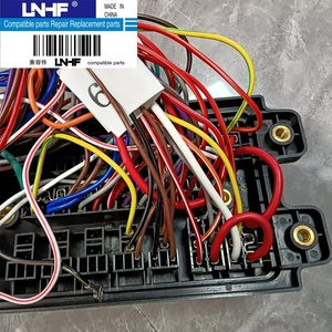 LNHF 21Q7-10910 Arnés de cableado de caja de fusibles para excavadora, piezas compatibles de alta calidad 225-9 R225-9 21Q7-10910 para Hyundai - Product Image 4