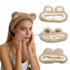 Bandeau de maquillage antidérapant en flanelle tendance avec nœud et oreilles d'ours mignonnes, coloré et réutilisable pour femmes et filles - Product Image 1