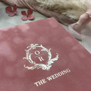 Carte d'invitation de mariage en velours rose personnalisée en gros, boîte cadeau de luxe avec estampage doré, style européen, occasions de mariage et fête des mères - Product Image 4