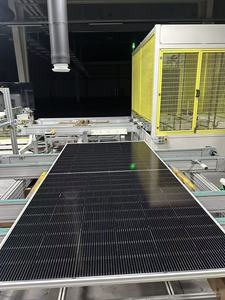 Paneles Solares Bifaciales TOPCON de 590W con Garantía de 15 Años de Rene, IP68 - Product Image 3