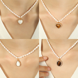 Collar con colgante en forma de corazón con ojo de tigre y cadena de perlas para mujer, joyería de fiesta, aleación de zinc, engaste pavé, accesorio de moda - Product Image 4