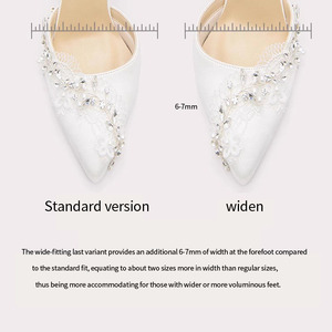 Eleganti tacchi alti bianchi <span class=keywords><strong>con</strong></span> pizzo di perle impreziosito a punta festa <span class=keywords><strong>scarpe</strong></span> da sposa per le donne - Product Image 5