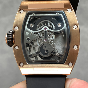 Luxury <b>Men's</b> <b>Watch</b> with <b>Skeletonized</b> Design and Natural Casual Style. - Product Image 5