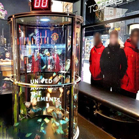 Machine à argent liquide Cash Cube |   Location de tirelire interactive intérieure/extérieure pour événements et parcs d'attractions