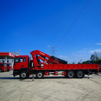 Howo TX 8x4 avec moteur 350 CV, structure supérieure équipée d'une grue à bras articulé de 28 m pour opérations de levage en espace restreint