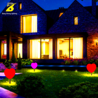 Lumière de pelouse en forme de cœur RGB personnalisée de grande taille, durable, imperméable, LED, décoration extérieure pour parc urbain