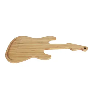 Papan pemotong bambu berbentuk gitar baki penyaji keju papan Charcuterie Ukulele papan potong