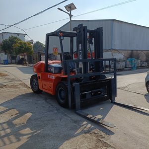 Powerful Used HELI 7 Ton <b>Diesel</b> Forklift CPCD70 Large <b>Container</b> Loading Forklift Second Hand Industrial Lifting Truck Dealer - Product Image 3