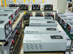 ระบบพลังงานแสงอาทิตย์สำหรับบ้านกลางแจ้งที่ปลอดภัยยิ่งขึ้น 1000W UPS Solar พร้อมคลื่นไซน์บริสุทธิ์ AC 110V/220V - Product Image 4