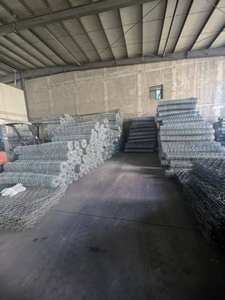 <span class=keywords><strong>Gabion</strong></span> Hasırı Galvanizli <span class=keywords><strong>Gabion</strong></span> Sepeti Altıgen Tel Örgü Tel Örgü Kafesleri Dış Mekan Peyzaj Örgüsü - Product Image 4
