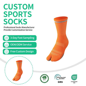 <span class=keywords><strong>Calcetines</strong></span> deportivos de media pantorrilla para hombre, de punto, para maratón y running, de secado rápido, <span class=keywords><strong>antirozaduras</strong></span>, con separación de dedos y puño, ODM - Product Image 1