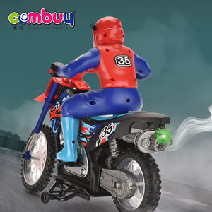 Auto RC da <span class=keywords><strong>Drift</strong></span> 1/10 con Controllo Remoto 2.4G e Funzione Spray - Product Image 4