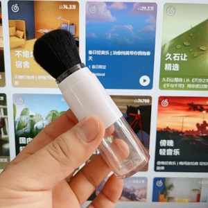Pinceau de maquillage rétractable 15 ml avec conteneur de poudre libre, poils synthétiques rechargeables, pinceau kabuki portable pour poudre visage, idéal pour les voyages - Product Image 6