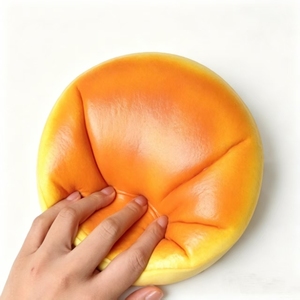 ของเล่นบีบลดความเครียดรูปขนมปังยักษ์ PU เด้งช้า ลดแรงกดดัน สินค้าขายดี - Product Image 1