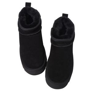 Short Snow Boot with Comfortable Leather Insole - Product Image 3