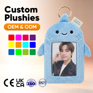 Adorabile Porta Fotocard Personalizzato a Forma di Gatto Viola, Peluche Super Morbido Ricamato, Portachiavi con Custodia per Carte - Product Image 4