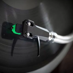 Cartucho de Vinilo AT-VM95E MM con Punta de Diamante Ovalada y Magneto Móvil - Product Image 3