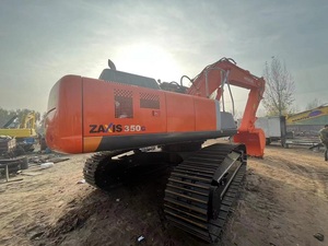 Excavatrice sur chenilles Hitachi ZX350 d'occasion de 35 tonnes avec une puissance de creusement élevée et un moteur Isuzu - Product Image 2