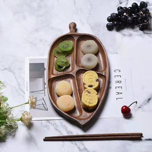 Bandeja de madera maciza con forma de hoja y pez, dividida en compartimentos, para aperitivos del té de la tarde - Product Image 2