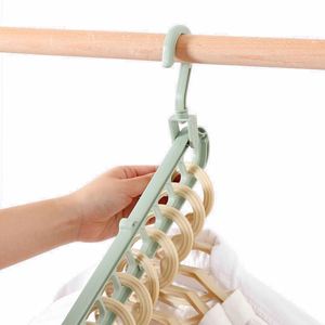 Organizador de Ropa Giratorio Mágico para Armario con 9 Agujeros, Perchero para Ropa - Product Image 4