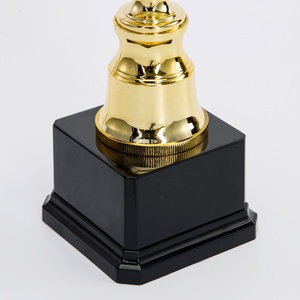 Trophées et récompenses de golf AD72 à prix de fabricant, objets en plastique pour événements de tennis, cricket, course à pied et natation - Product Image 6