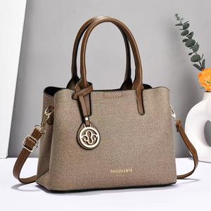 กระเป๋าถือผู้หญิง IStapromo ลายหนังจระเข้ สไตล์เรโทร ดีไซน์ใหม่ล่าสุด สวยหรู ราคาประหยัด ใช้งานได้หลากหลาย - Product Image 3