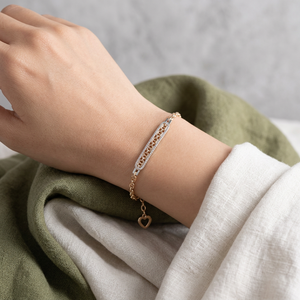 Pulsera de Plata de Ley Chapada en Oro Rosa con Eslabones de Ancla y Adorno de Piedras Brillantes, Joyería Fina Moderna para Mujer - Product Image 3
